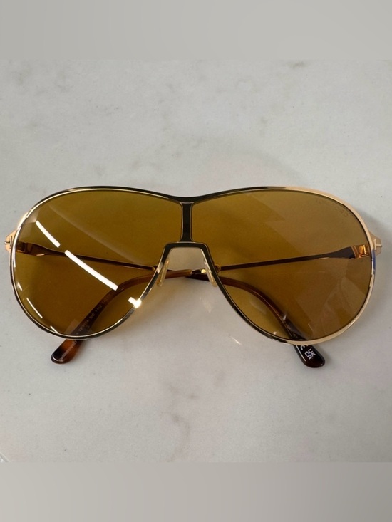 Tom Ford Unisex Deep Gold Frame Sunglasses with Golden Amber Lenses - Picture 13 of 17